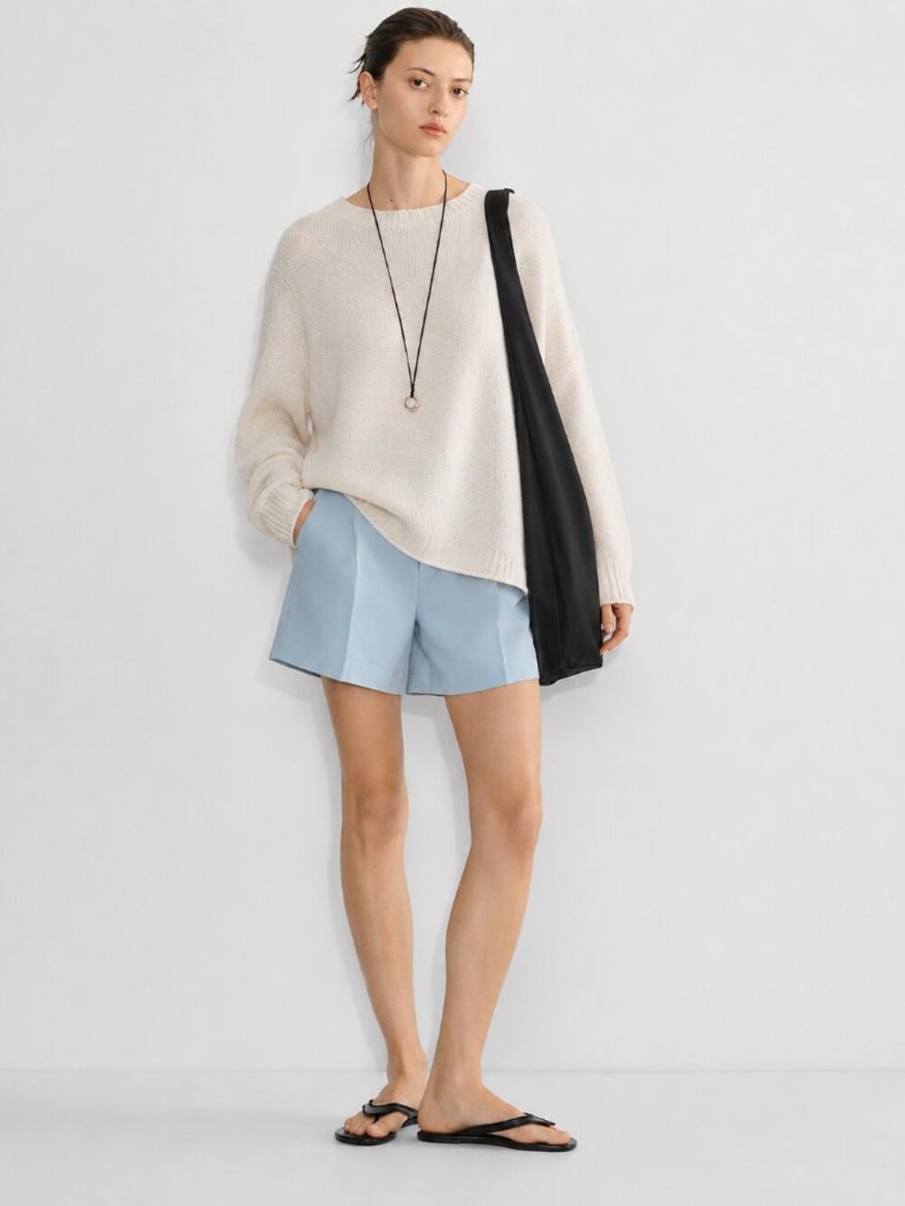 Aritzia The Effortless Short™ Mid-Thigh Light Blue High-Waist Tailored Shorts
